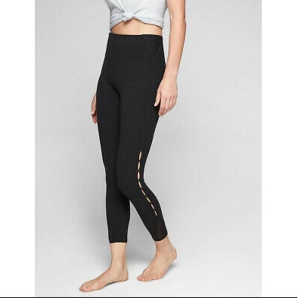 Athleta High Rise Powervita Peekaboo 7/8 Leggings